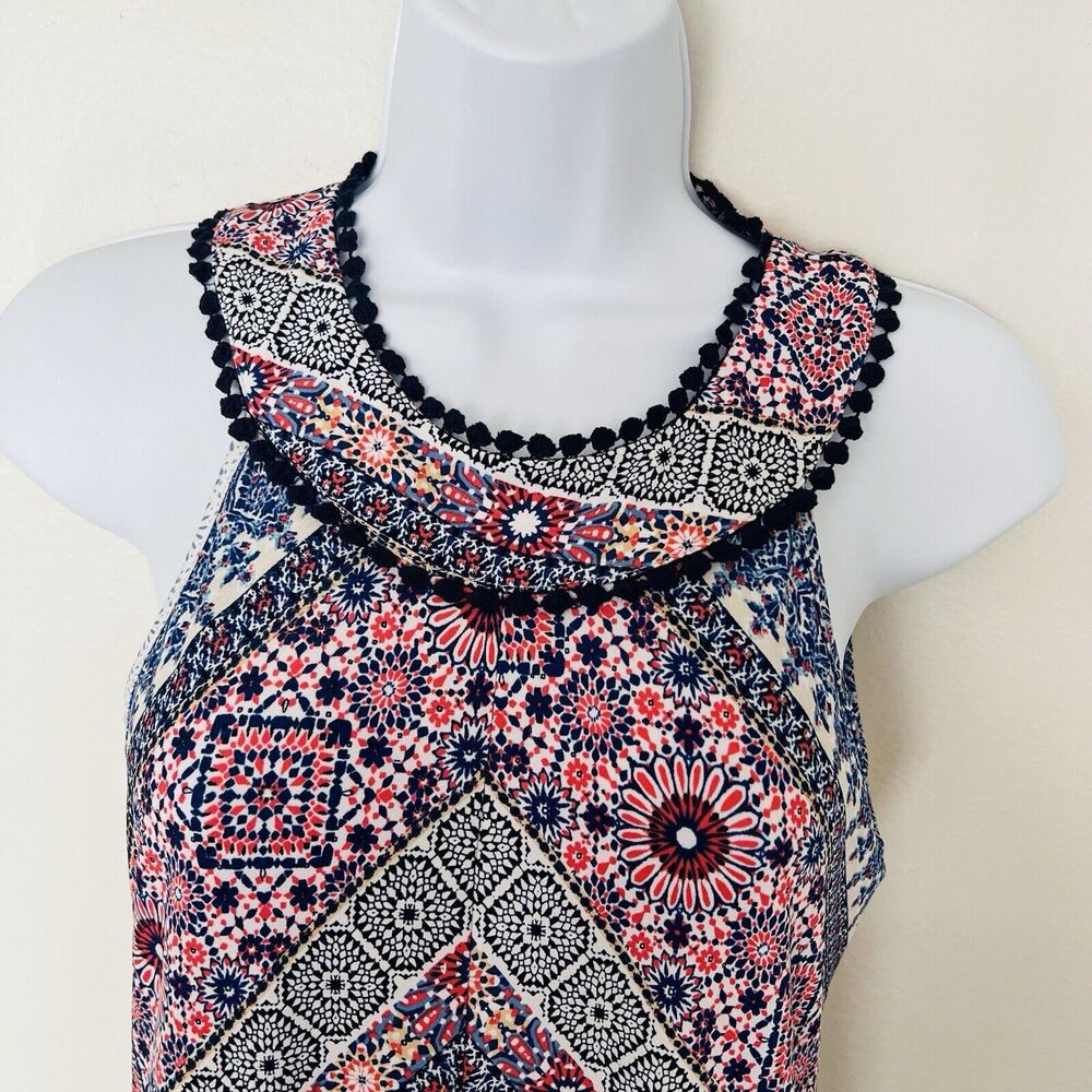 Trixxi Clothing Company Mini Dress Button Neck Closure Collar Geometric Small - Picture 3 of 12